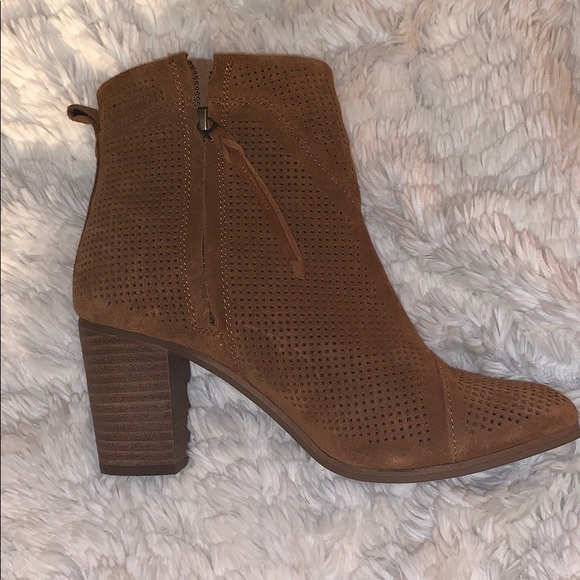 Toms Shoes - TOMS Perforated bootie